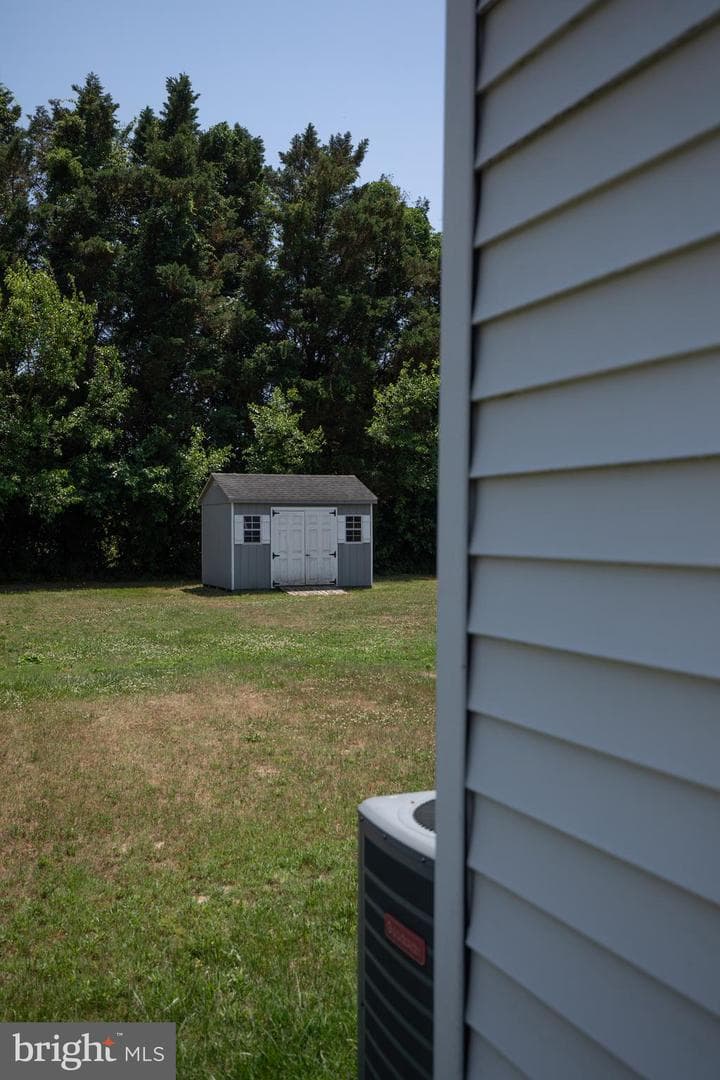 8235 Burnt Branch Drive photo 5