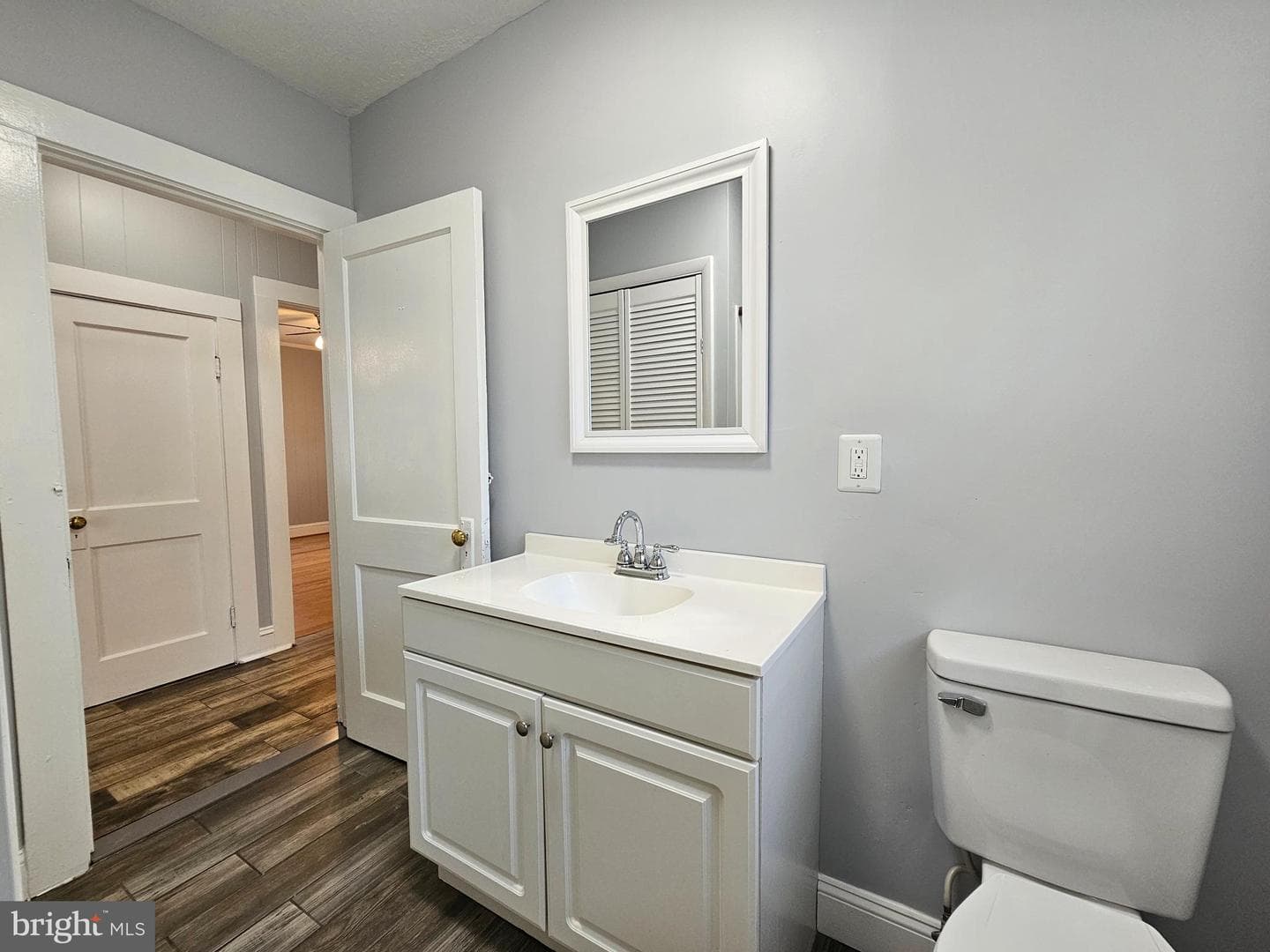 712 Ferndale Road photo 12