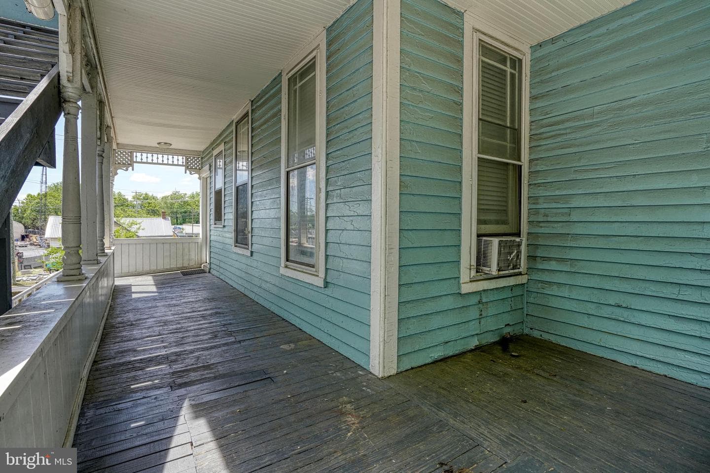 208 W Isabella St photo 63