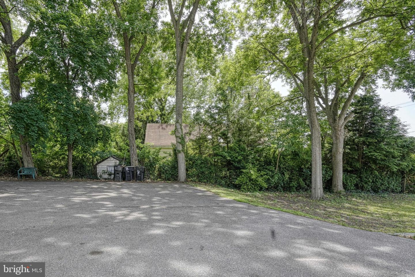 208 W Isabella St photo 69
