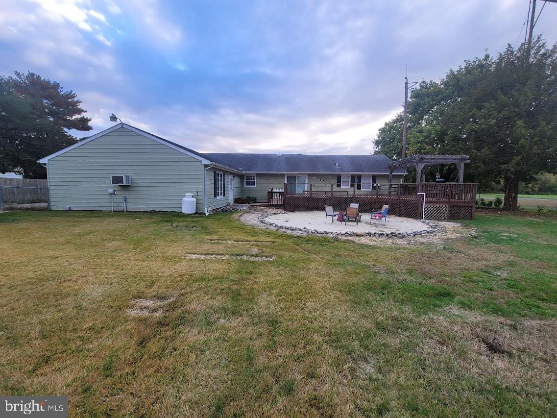 111 Clyde Avenue photo 40