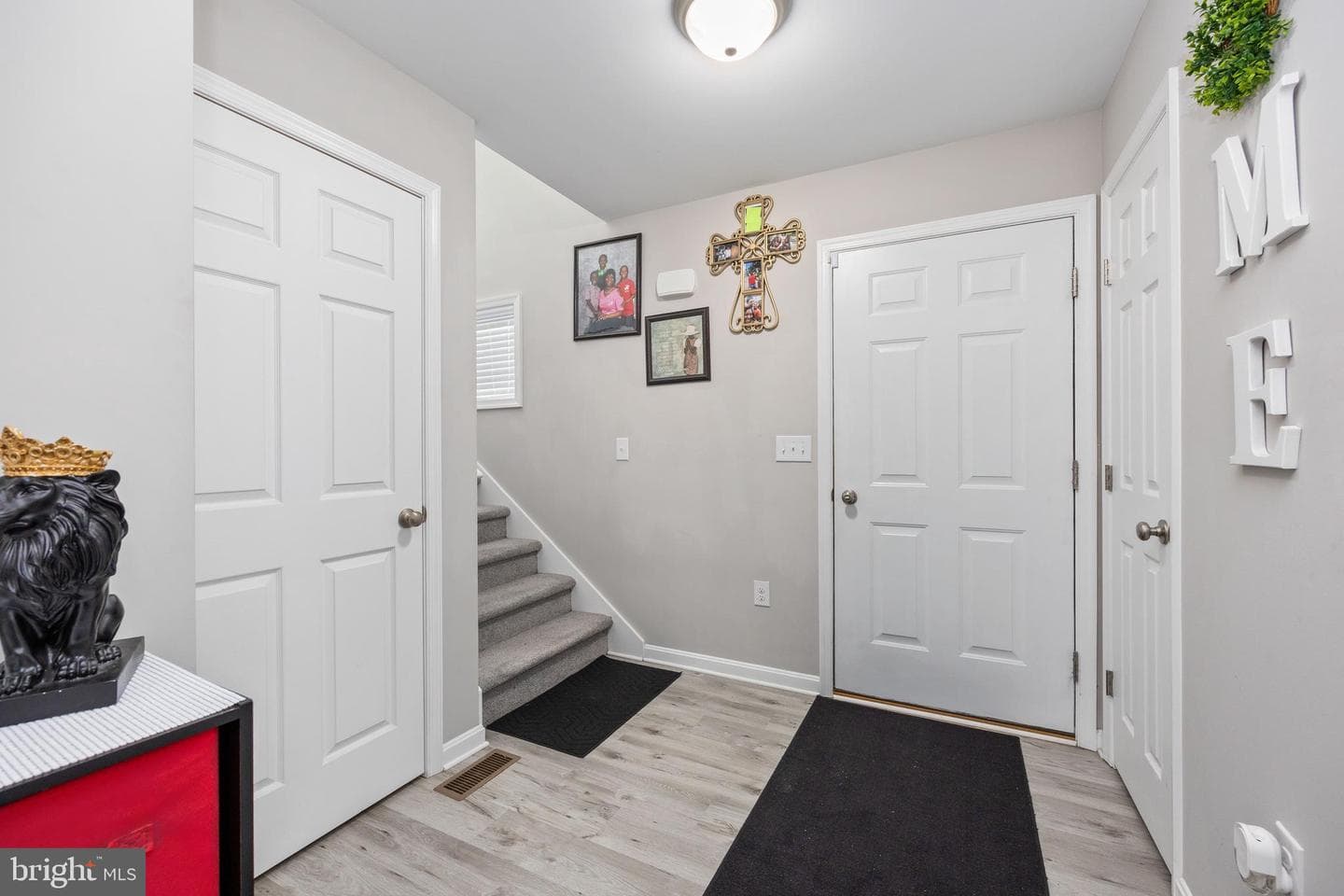 914 S Park Drive photo 4