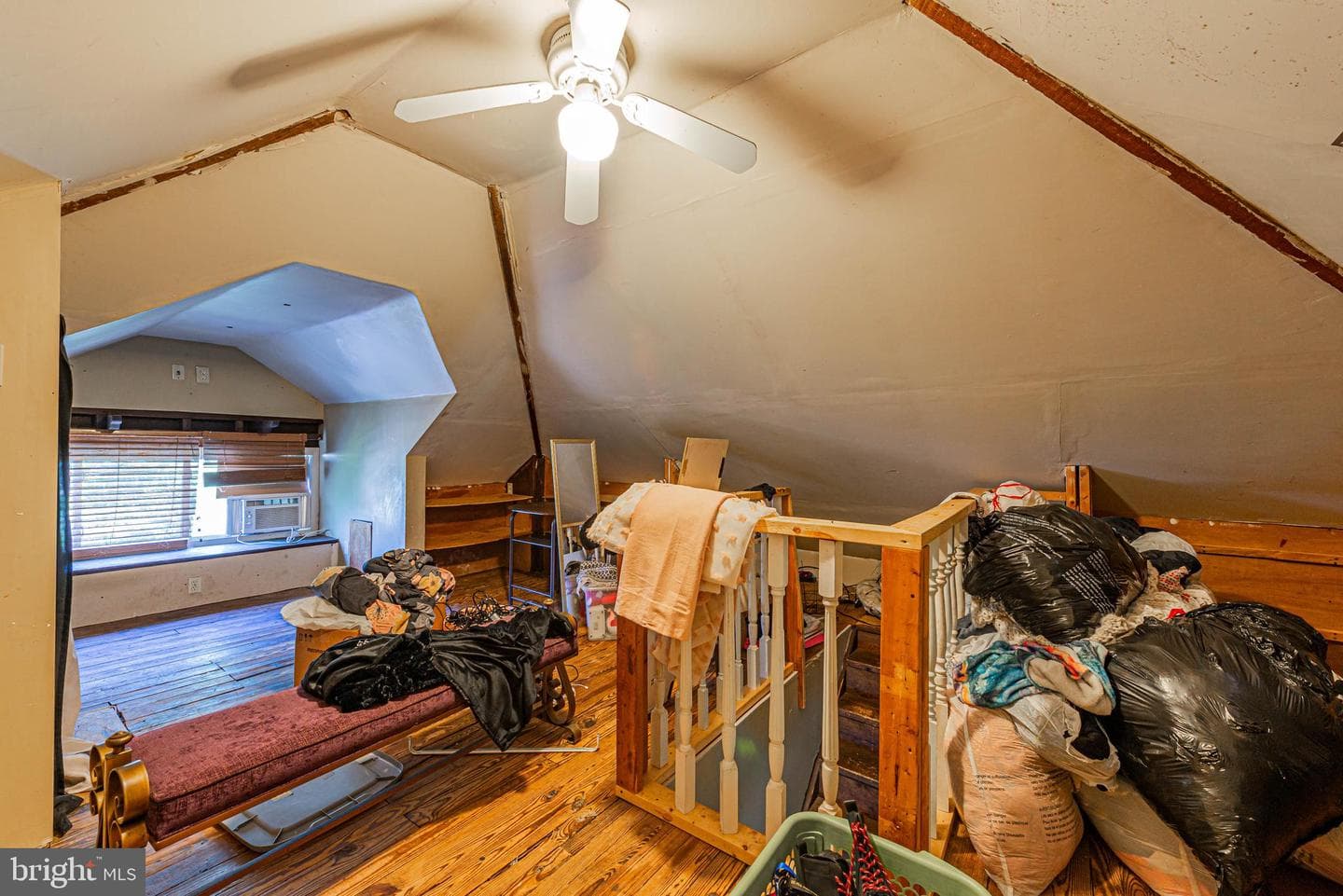 726 Smith Street photo 33