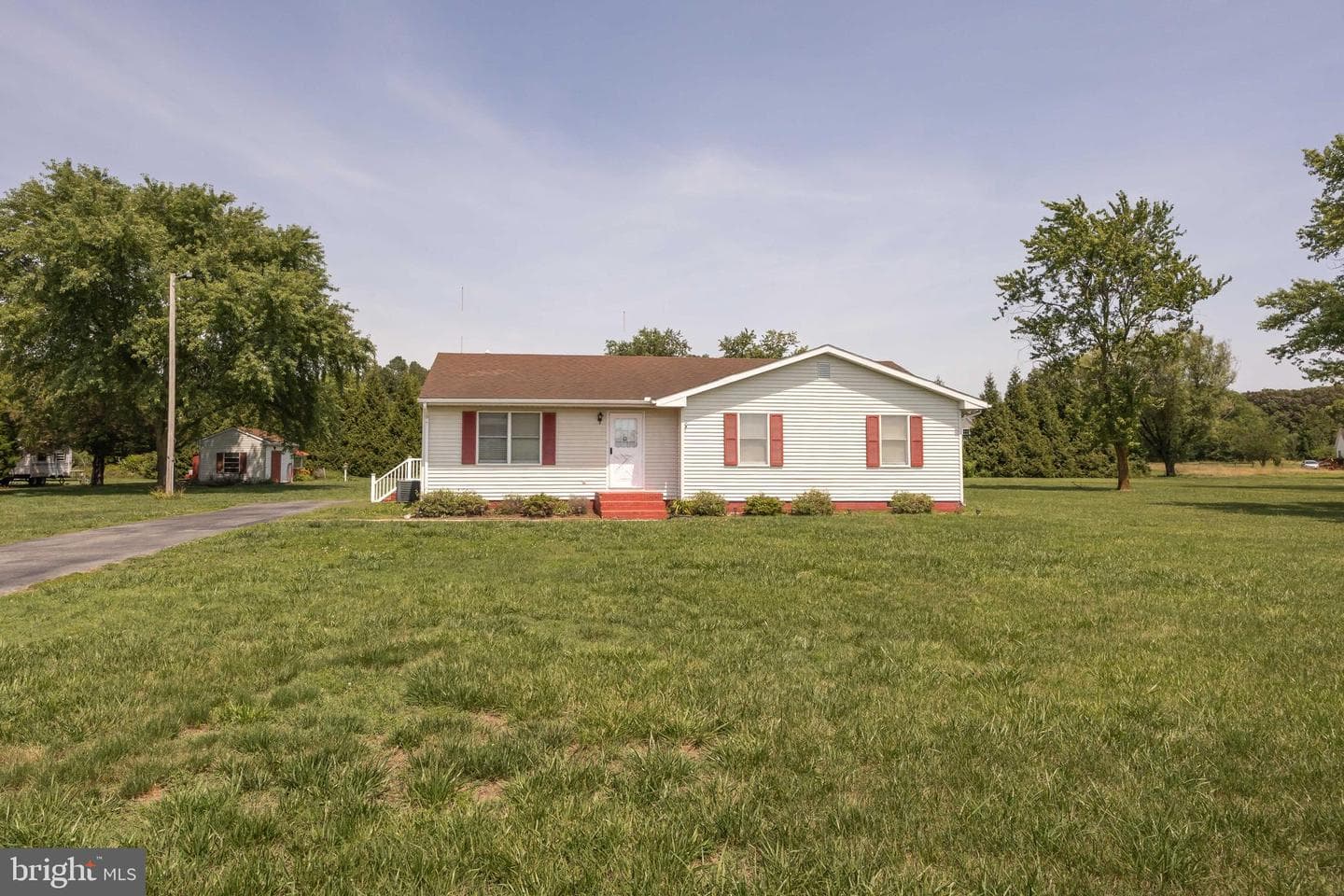 8525 N West Road, Salisbury