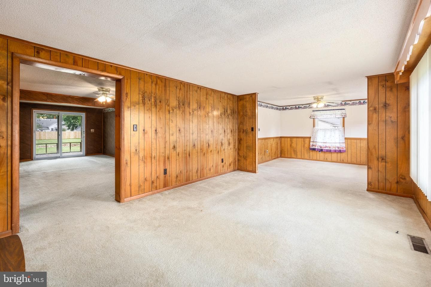 304 Calvin Drive photo 11