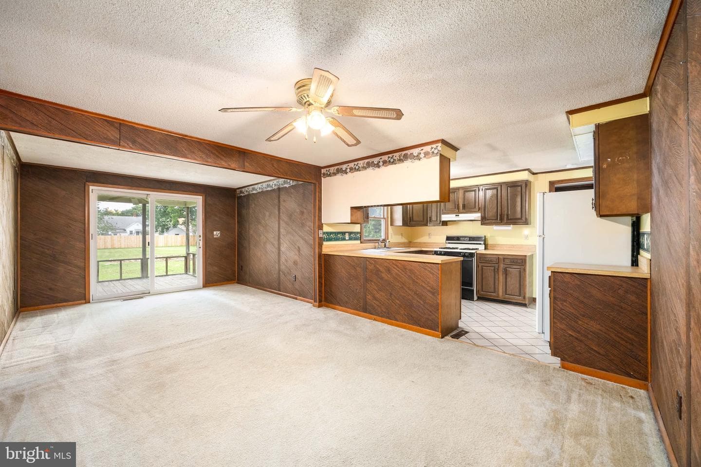 304 Calvin Drive photo 22