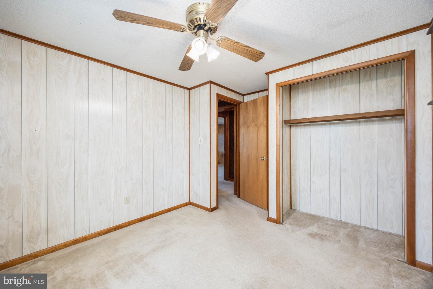 304 Calvin Drive photo 34
