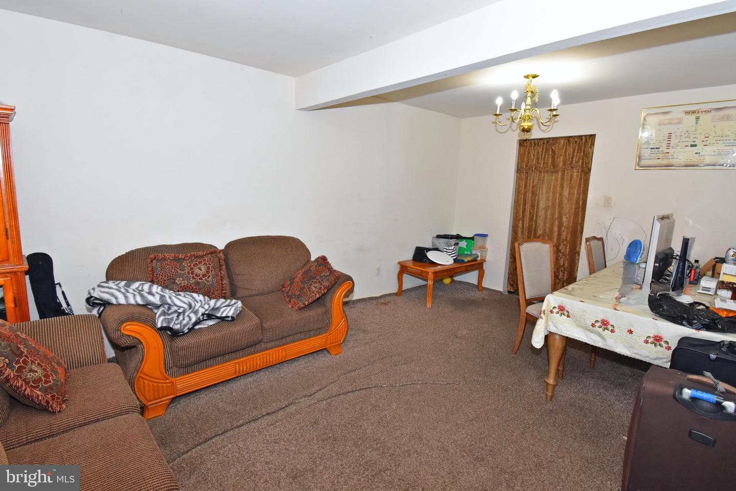 203 Castlebar Drive photo 9