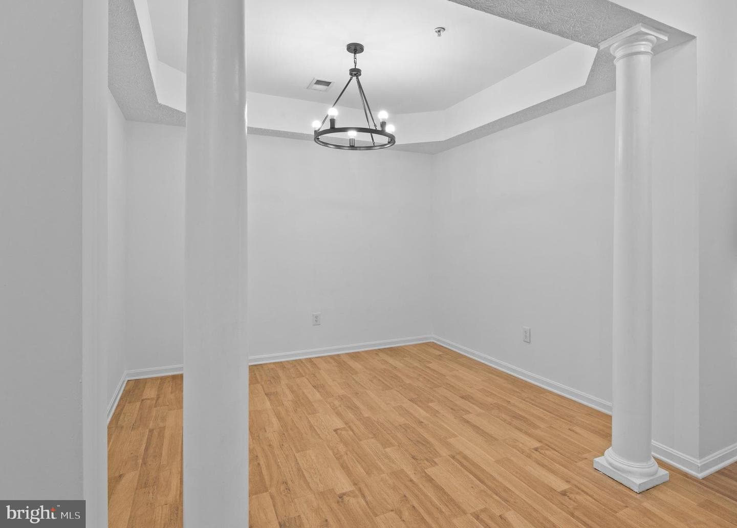 9002 Executive Club Drive photo 3