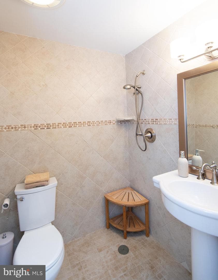 5427 Royal Mile Boulevard photo 32