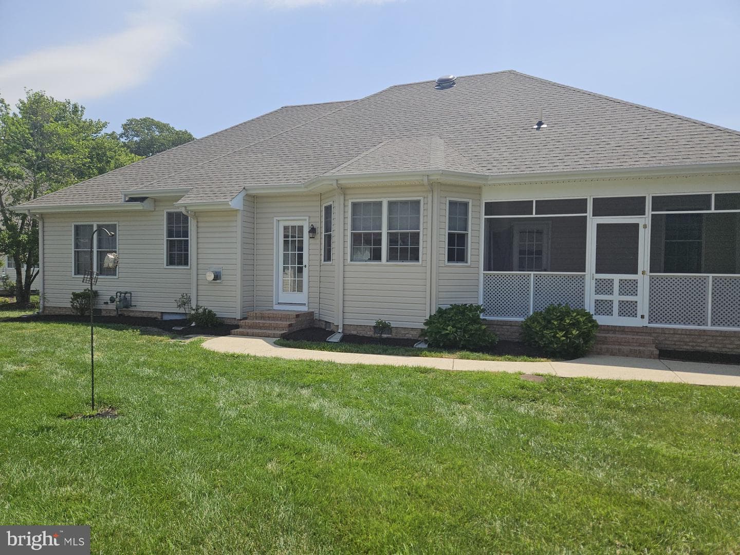 400 Parkwood Drive photo 19