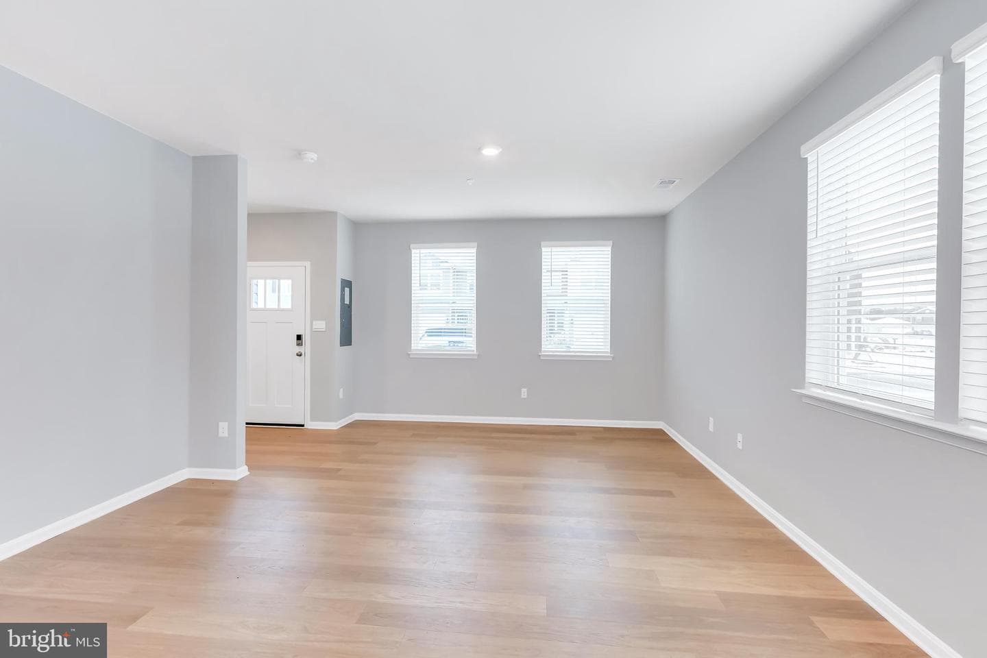 1408 Sugarplum Lane photo 5