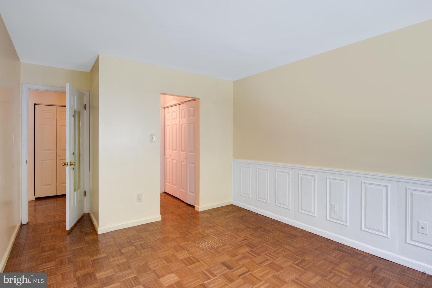 1018 Bayshore Court photo 19