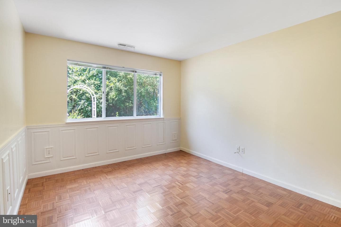 1018 Bayshore Court photo 21