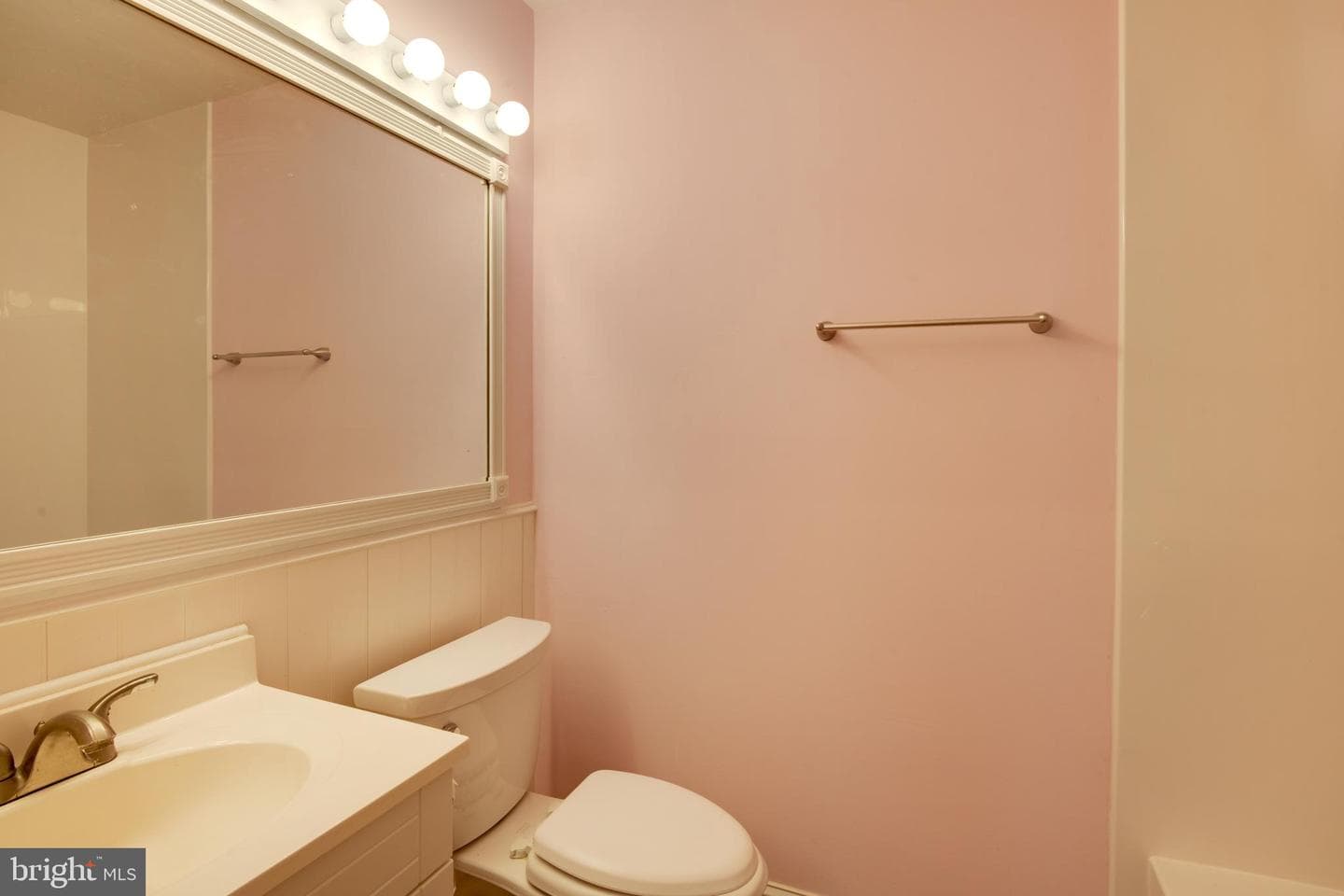 1018 Bayshore Court photo 22