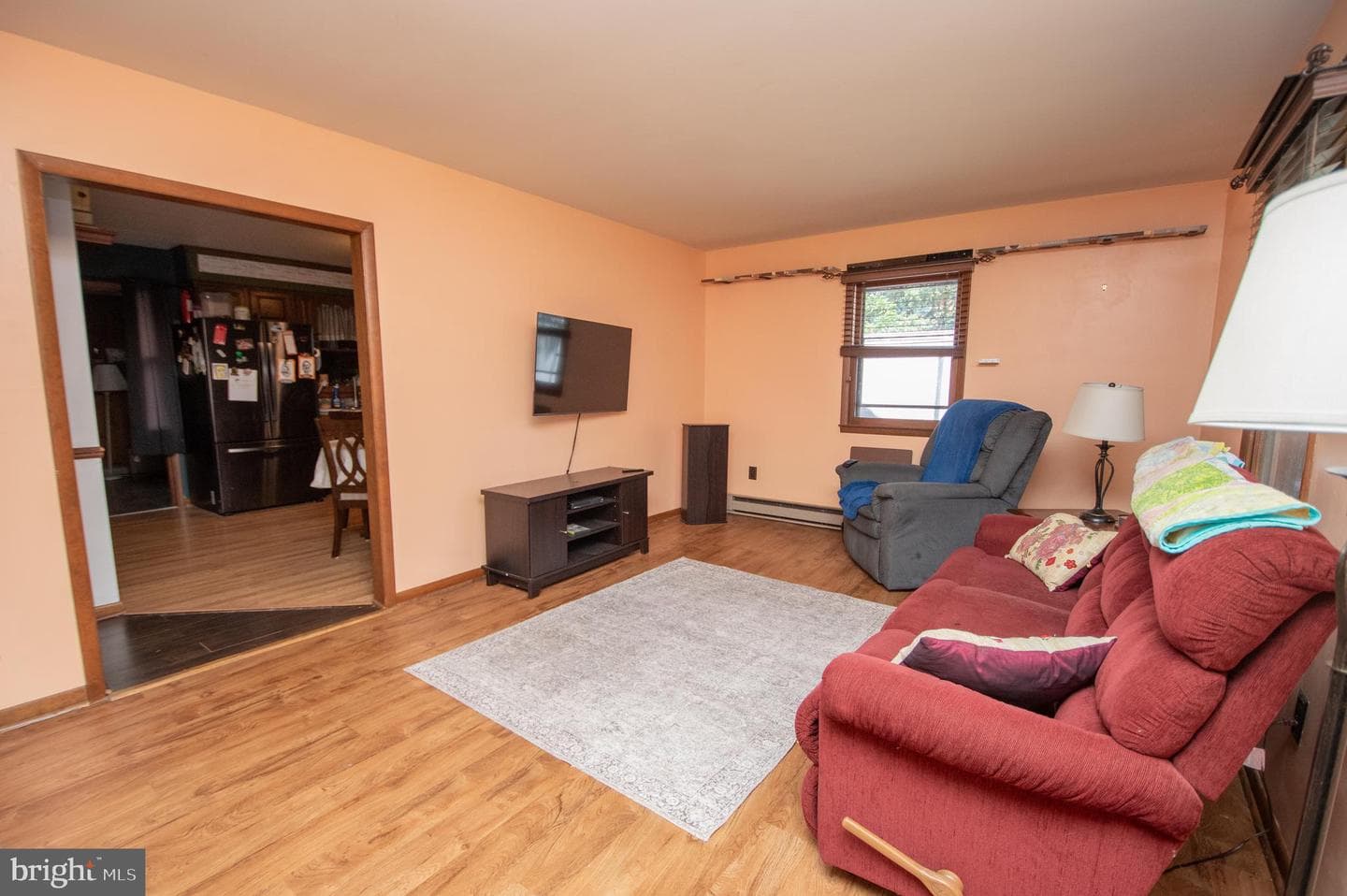 352 Carey Avenue photo 4