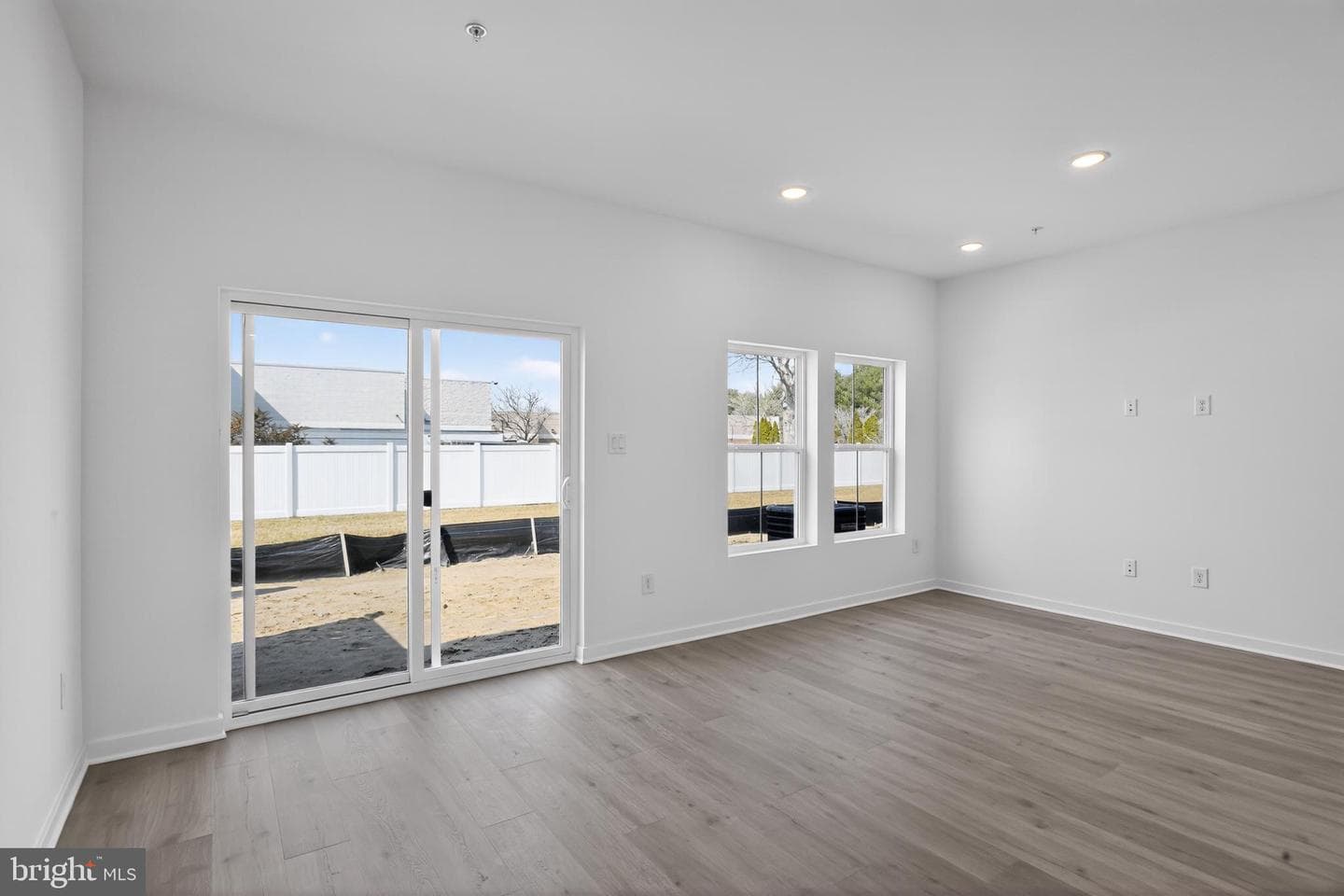 306 Clement Loop photo 25