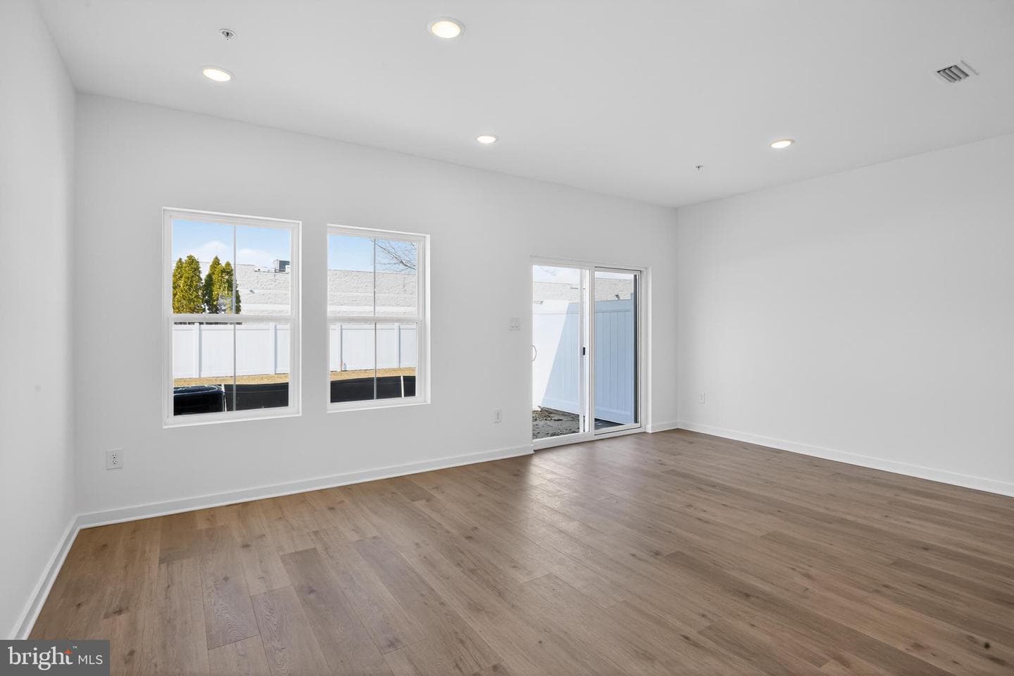 304 Clement Loop photo 10