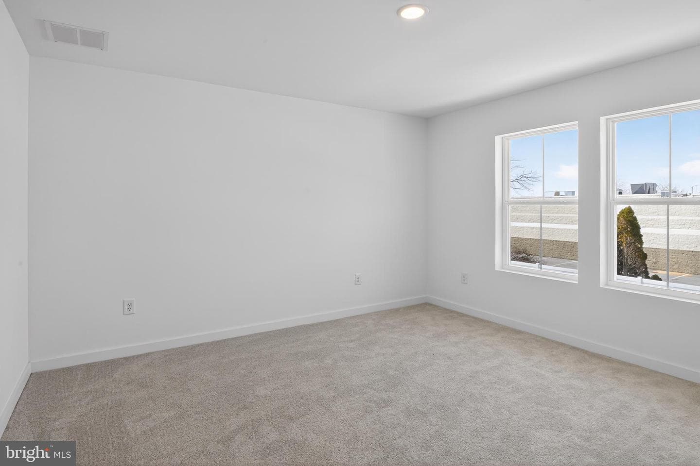 304 Clement Loop photo 16