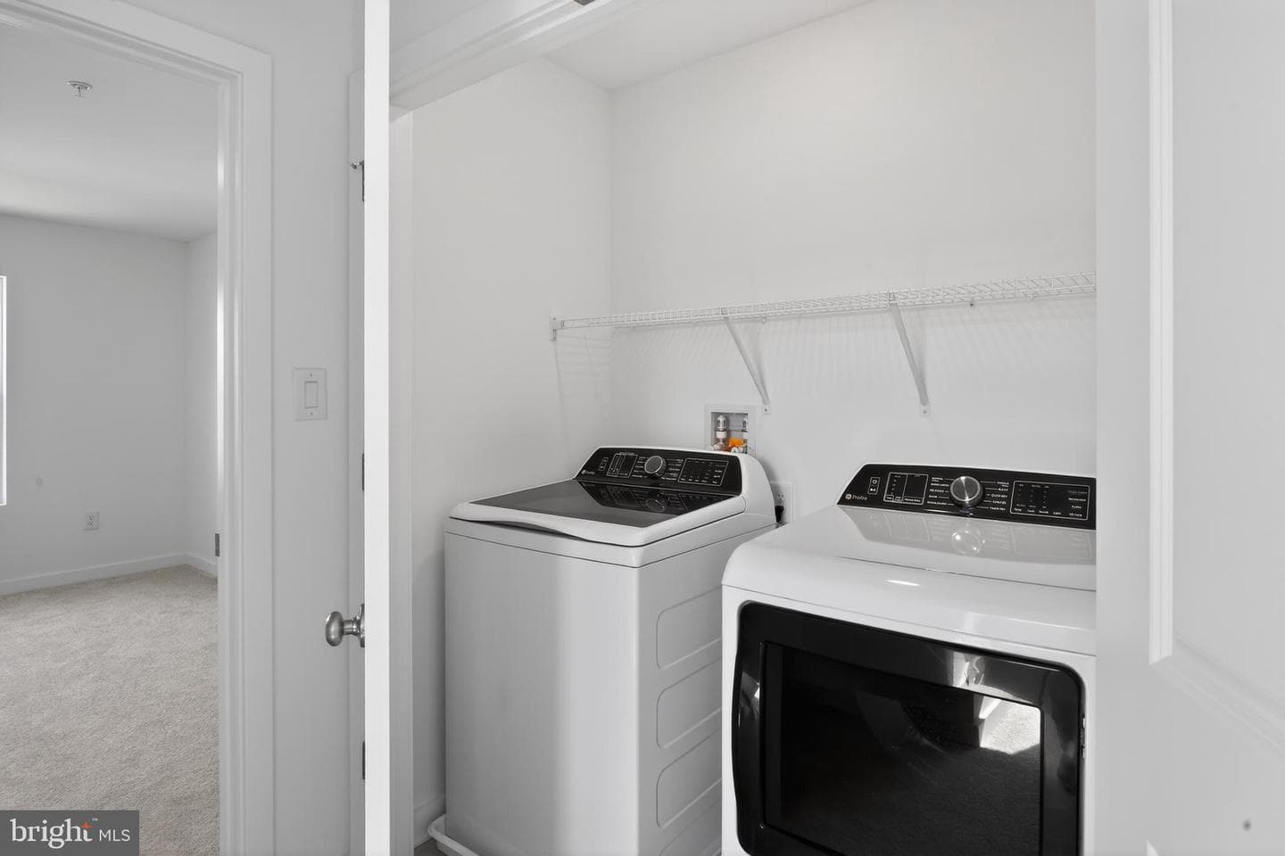 302 Clement Loop photo 24