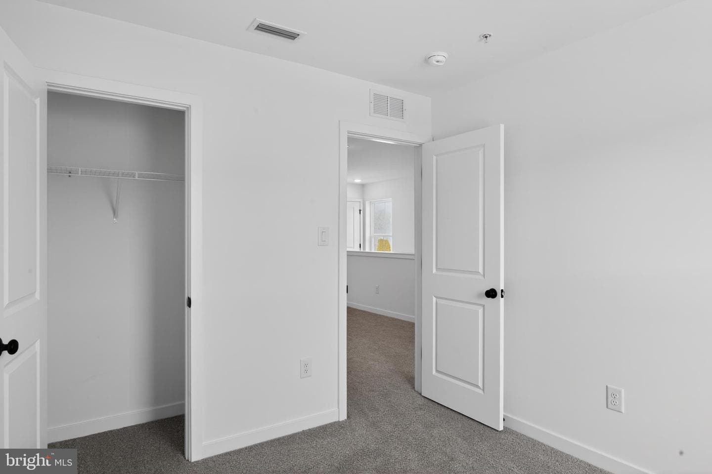 425 Sika Drive photo 19