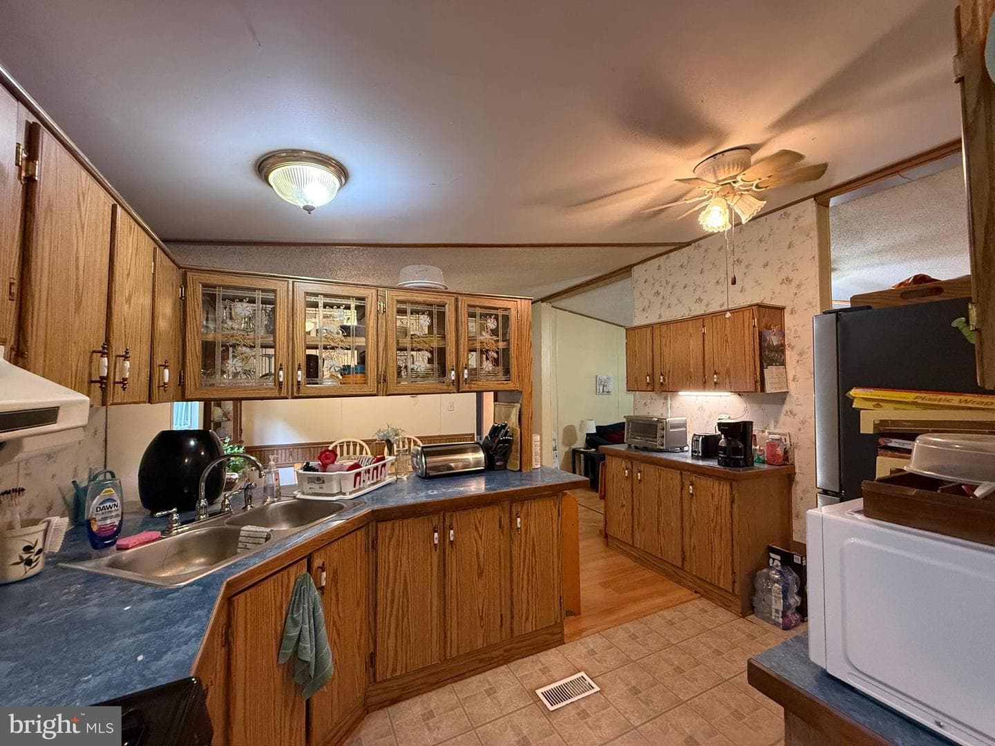 23358 Capitola Road photo 11