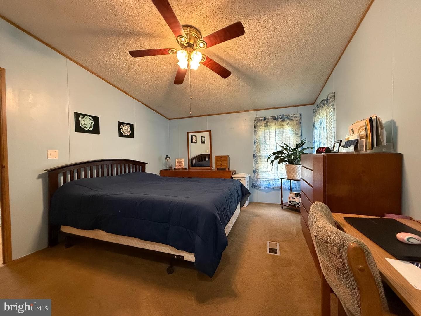 23358 Capitola Road photo 15