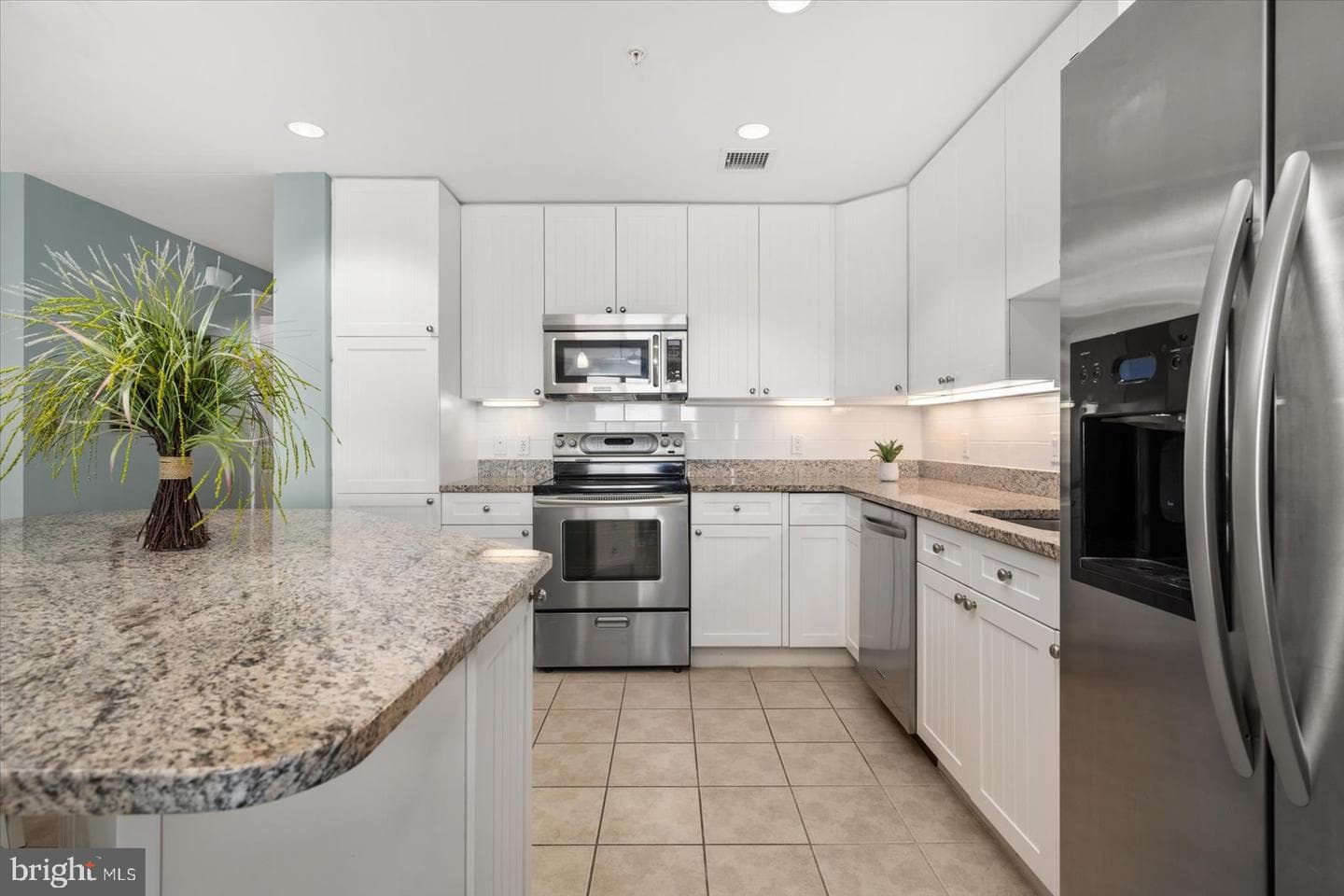 2 48th Street #402 photo 18