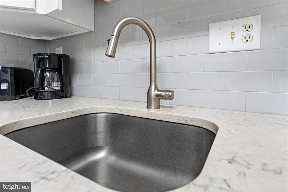 14409 Lighthouse Avenue #6 photo 9