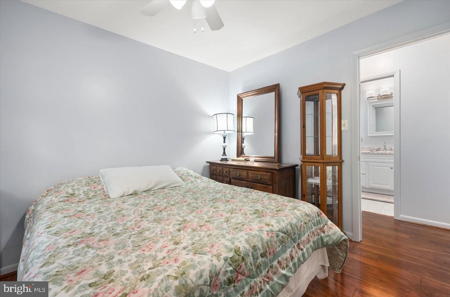 9 Sailors Way photo 26
