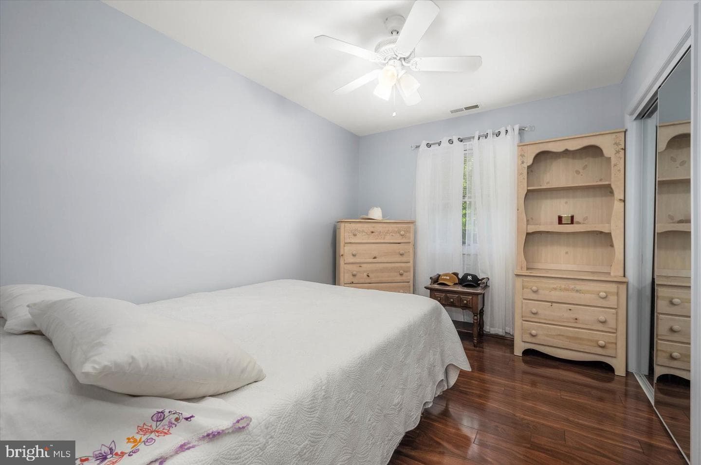 9 Sailors Way photo 27