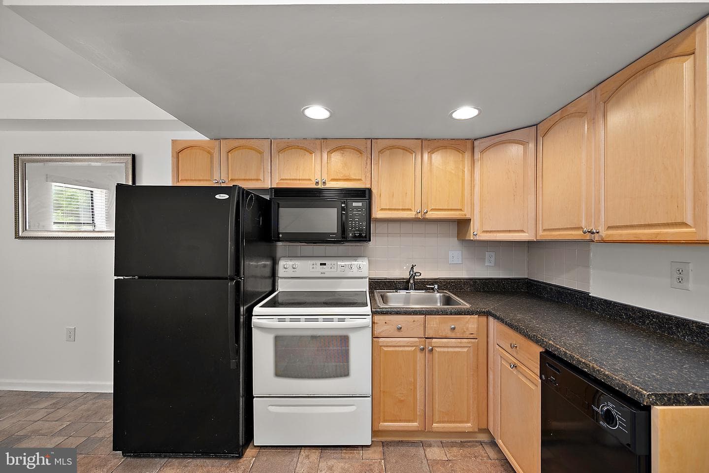 106 Talbot Street #206 photo 8