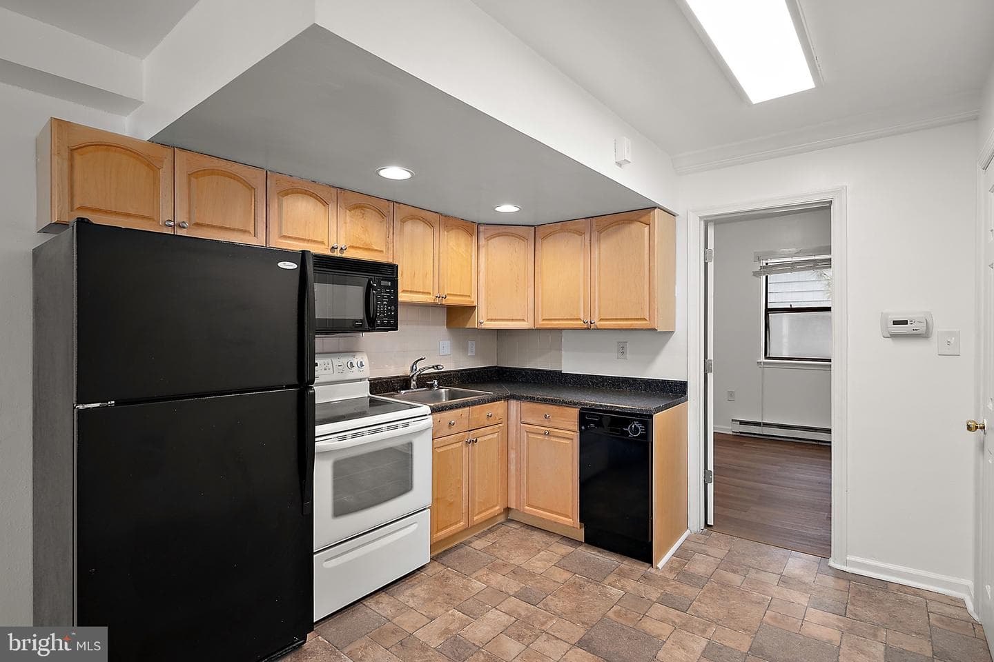 106 Talbot Street #206 photo 9