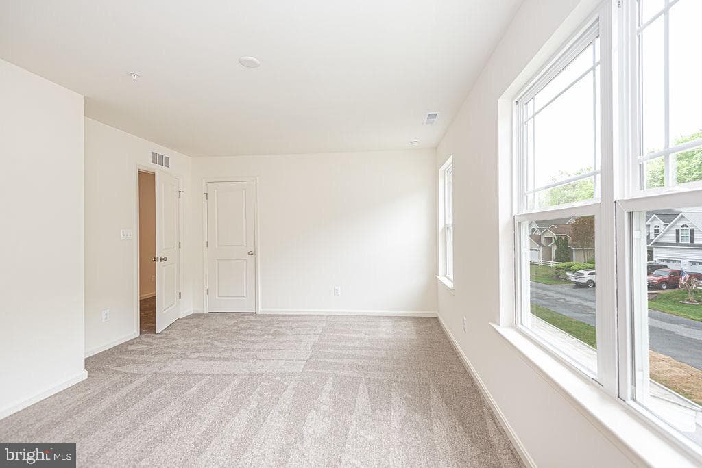 71 Hingham Lane photo 41