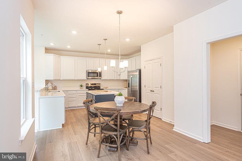 71 Hingham Lane photo 8