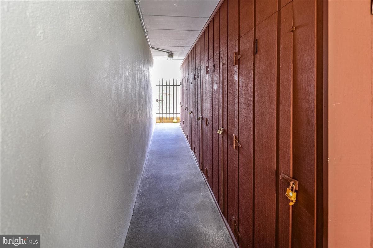 15 35th Street #206 photo 30