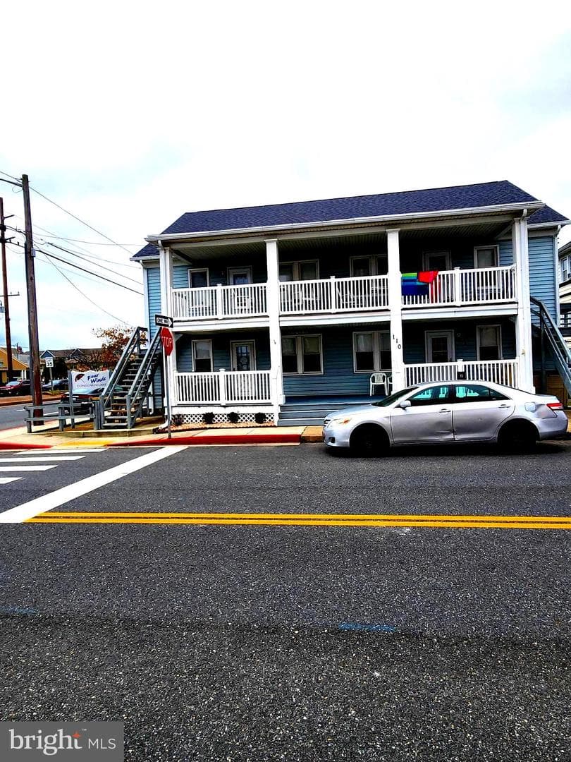 110 10th St # 1, Ocean City