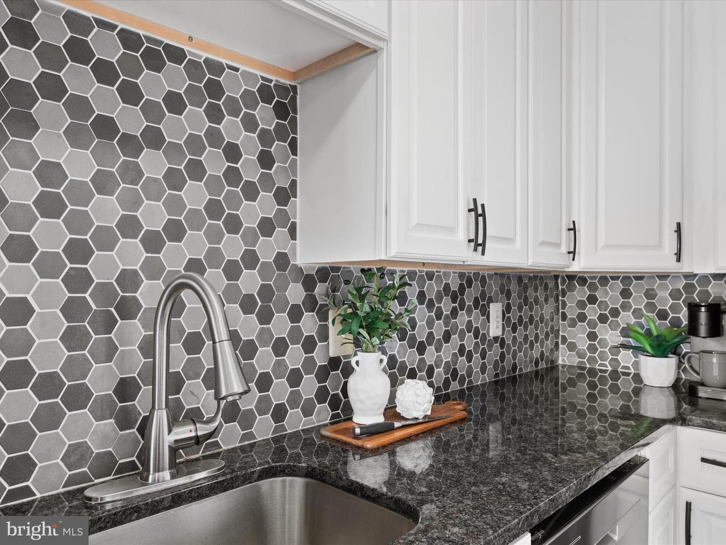 510 Penguin Drive #302 photo 18
