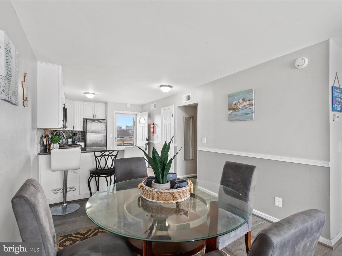510 Penguin Drive #302 photo 21