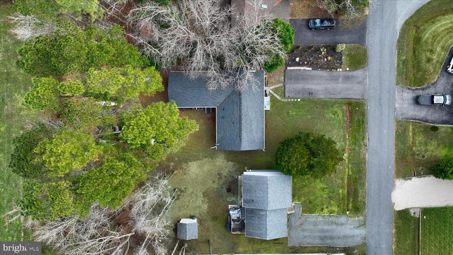 50 Admiral Avenue photo 42