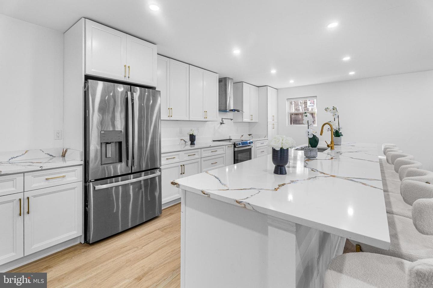 10231 Henry Road photo 8