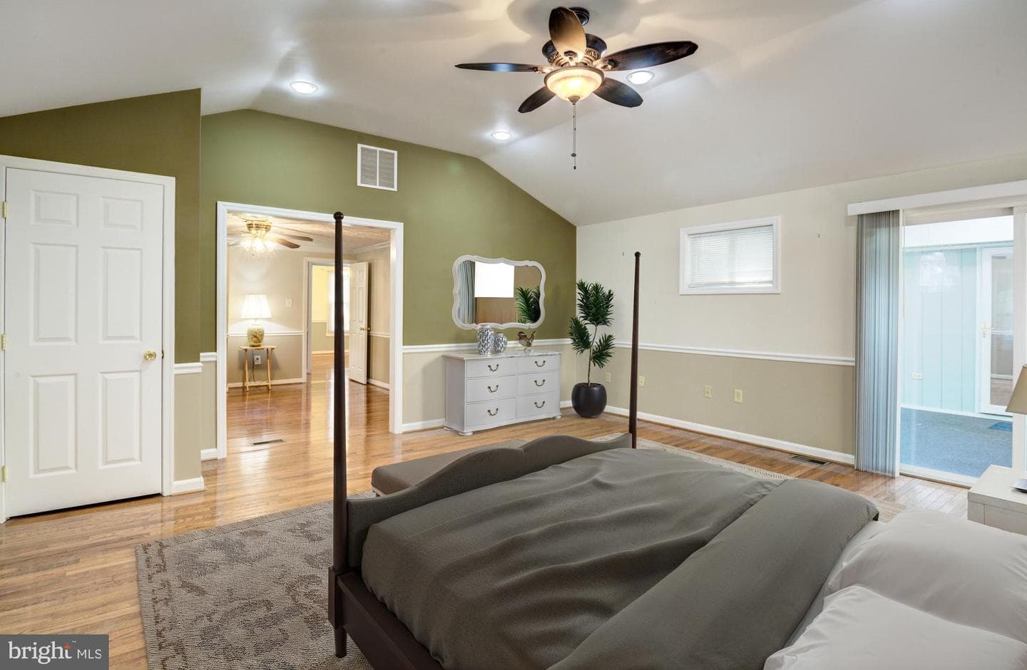 9 Burr Hill Drive photo 15
