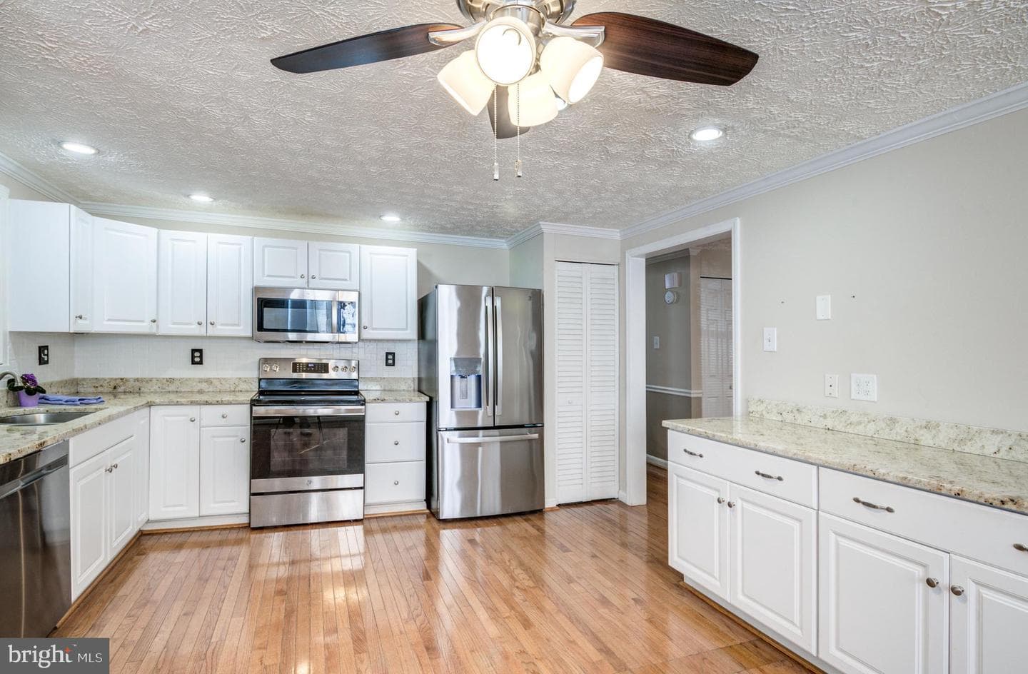 9 Burr Hill Drive photo 43