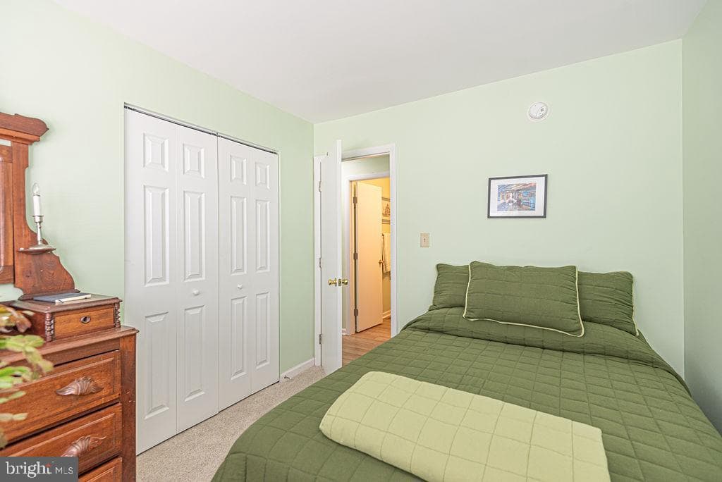 148 Jamestown Road photo 12