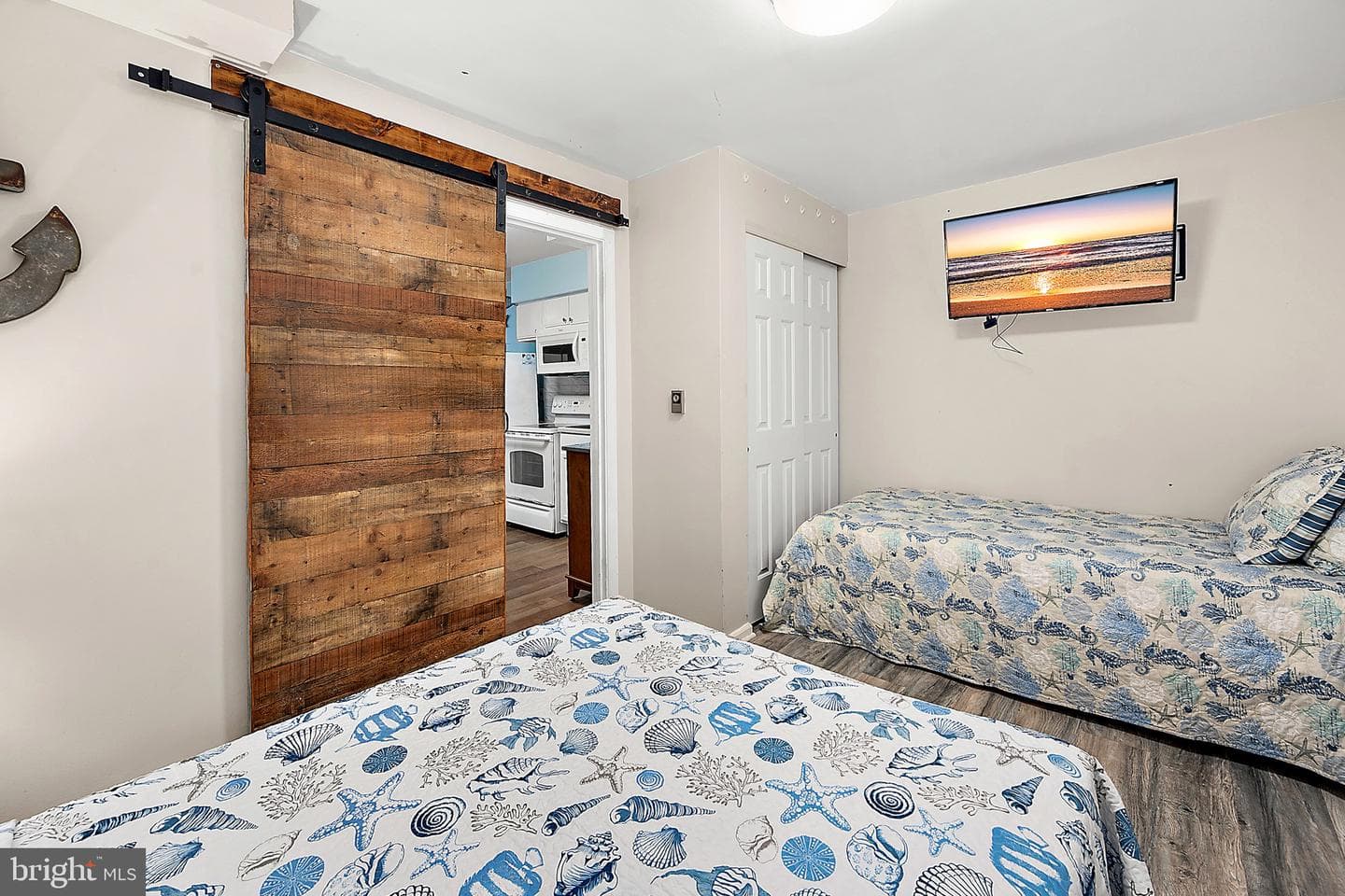 106 Talbot Street #201 photo 28