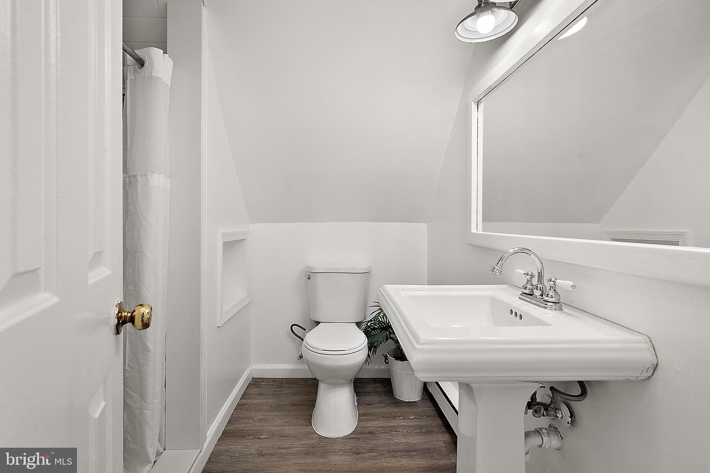 106 Talbot Street #201 photo 42