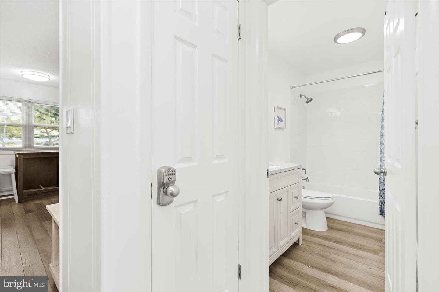 2801 N Baltimore Avenue #103 photo 23