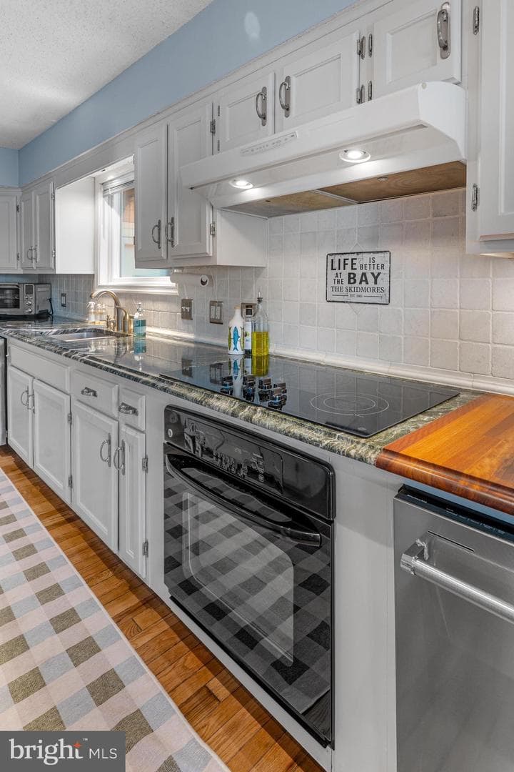26 Mallard Dr W photo 85