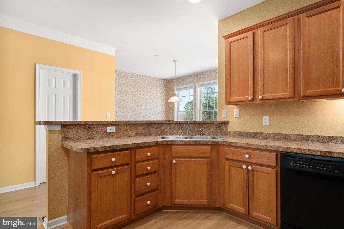 400 Williams Street #12 photo 15