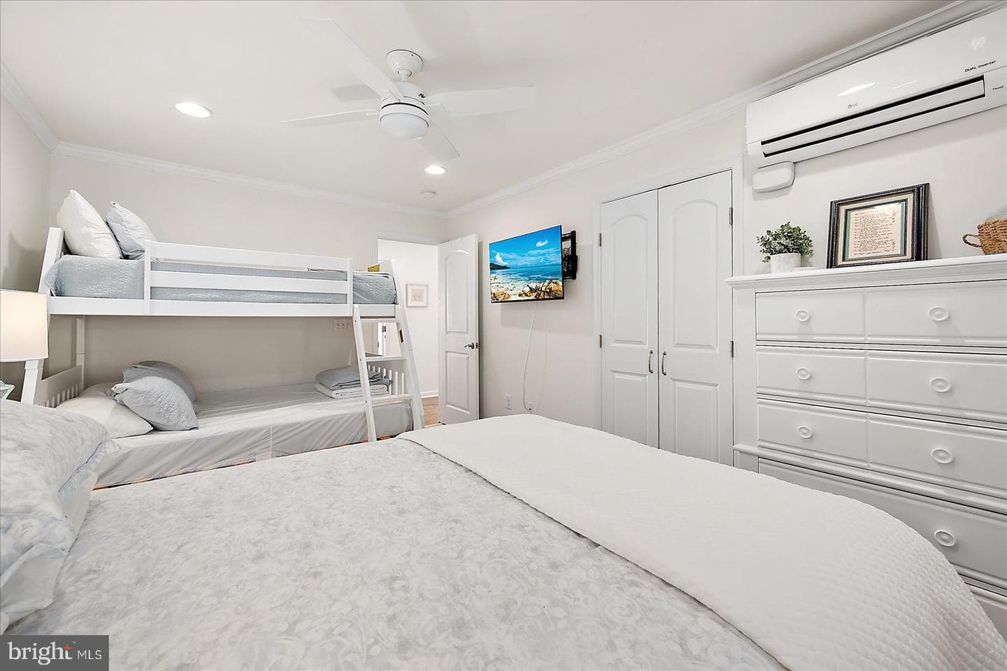 419 Bayshore Drive #202 photo 40
